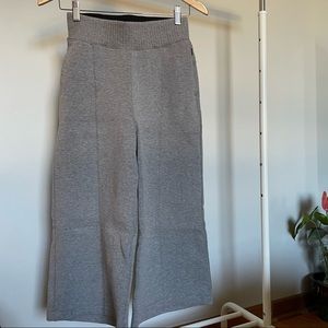 Lululemon Limited Edition Grey Culottes (wide leg capri)